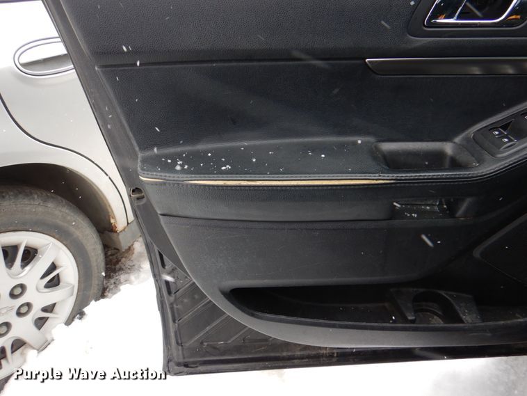 image for item II9792 2016 Ford Explorer Police  SUV