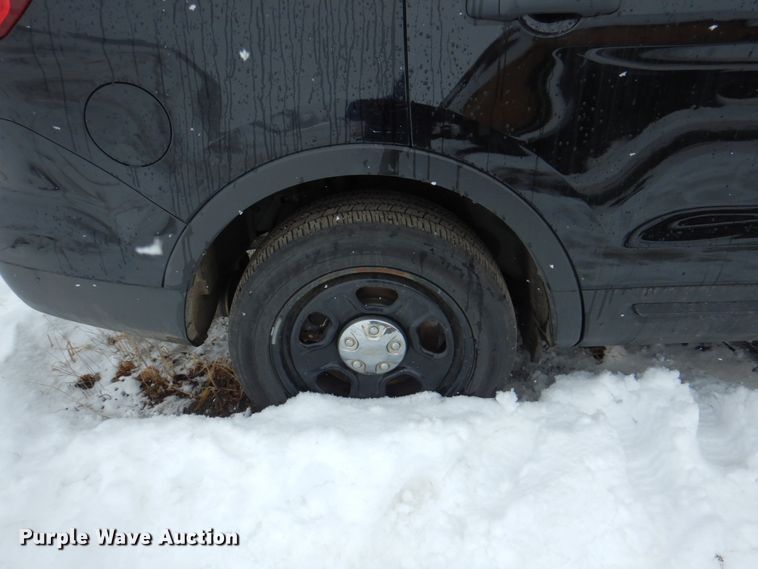 image for item II9792 2016 Ford Explorer Police  SUV