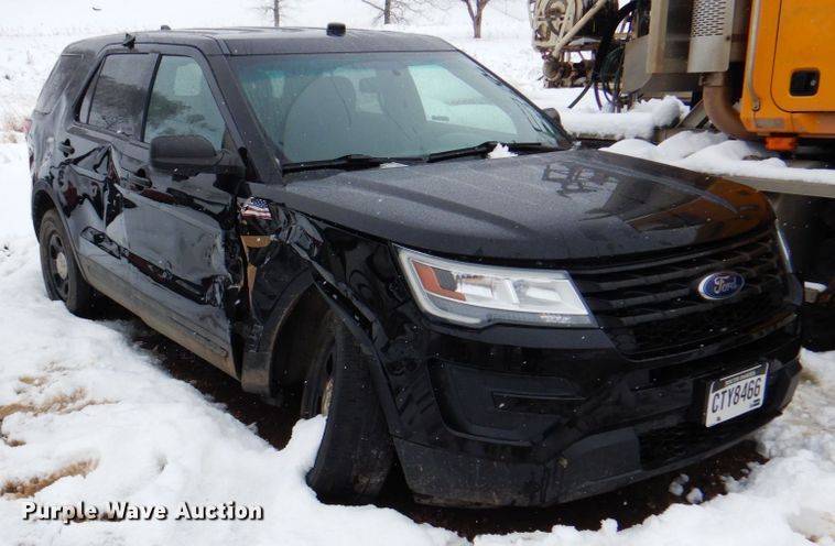 image for item II9800 2016 Ford Explorer Police  SUV