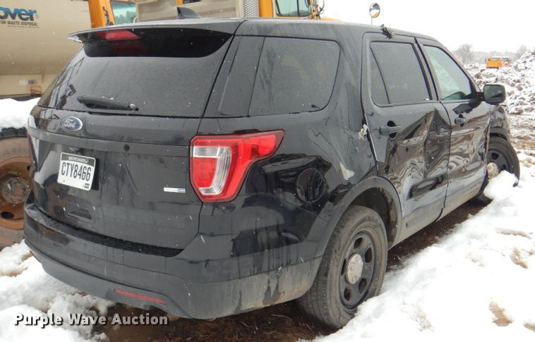 image for item II9800 2016 Ford Explorer Police  SUV