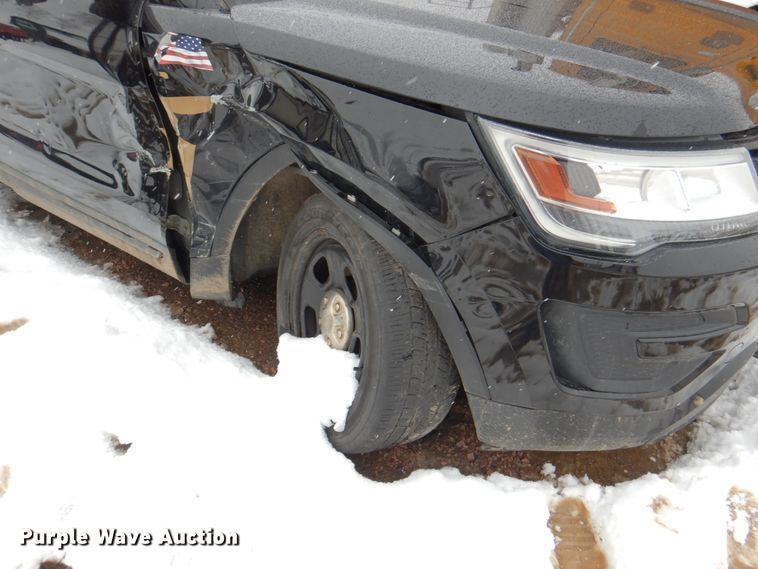 image for item II9800 2016 Ford Explorer Police  SUV