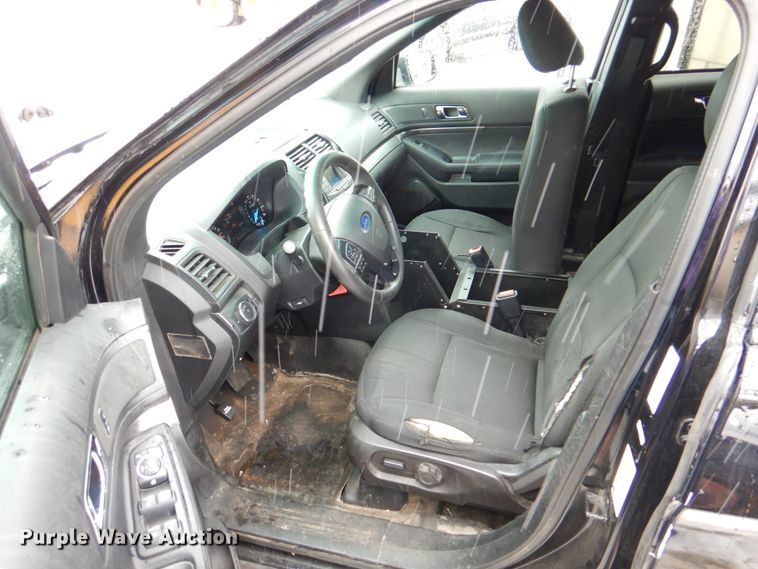 image for item II9800 2016 Ford Explorer Police  SUV