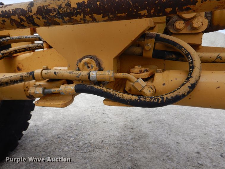 image for item II9868 2001 Caterpillar 140H  motor grader