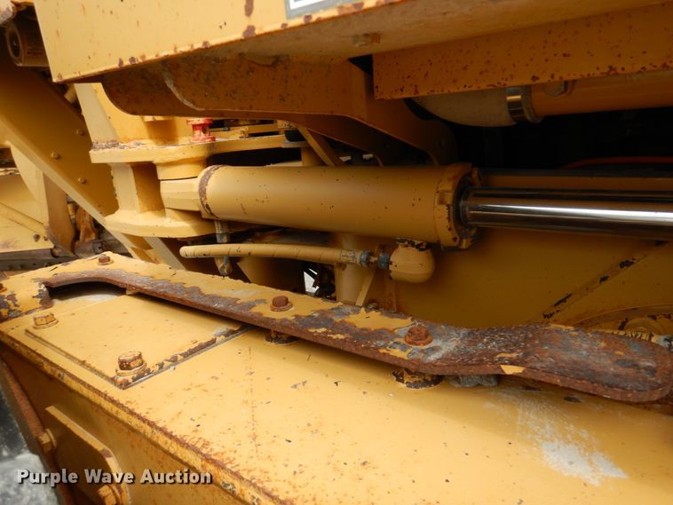 image for item II9868 2001 Caterpillar 140H  motor grader