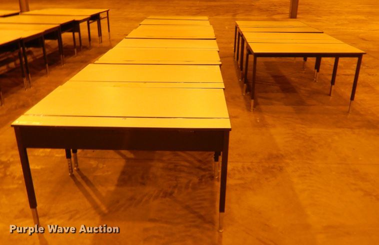 image for item IJ9252 (12) desks