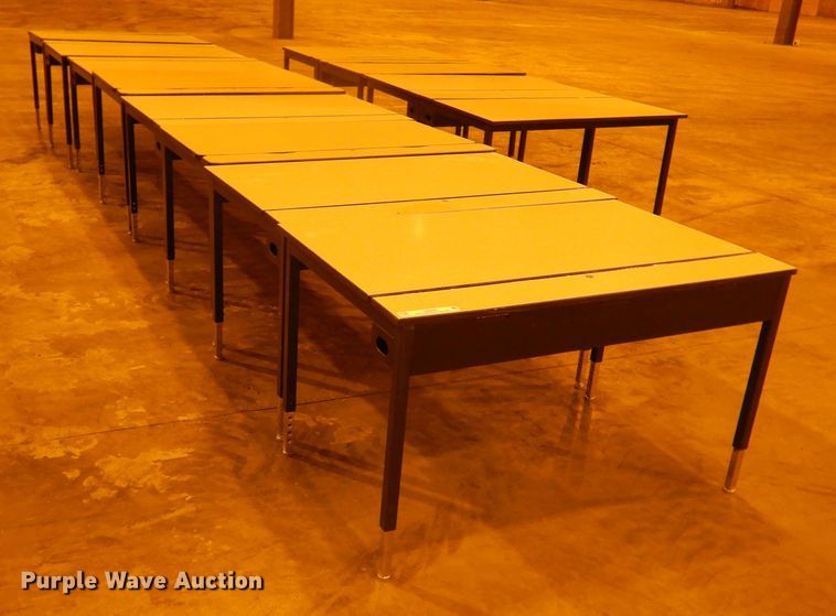image for item IJ9252 (12) desks