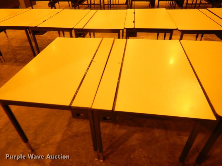 image for item IJ9252 (12) desks