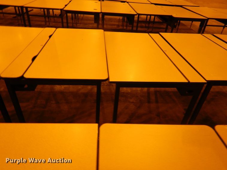 image for item IJ9252 (12) desks