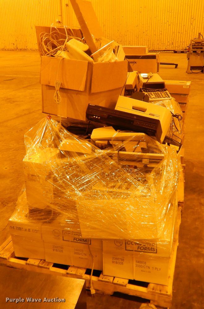 image for item IJ9256 Office supplies and equipment