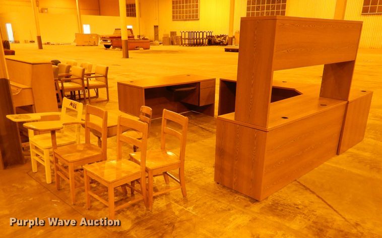 image for item IJ9258 Furniture