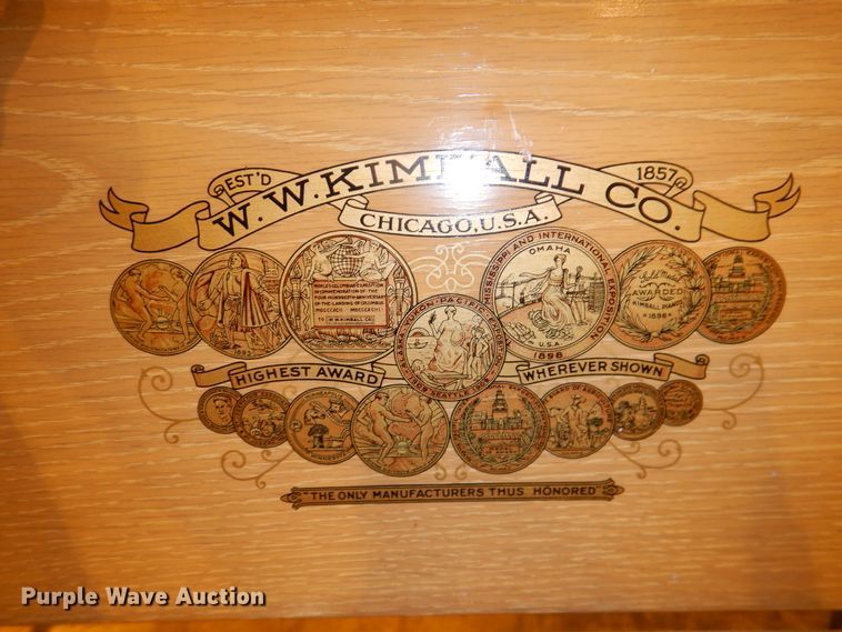 image for item IJ9259 Kimball piano