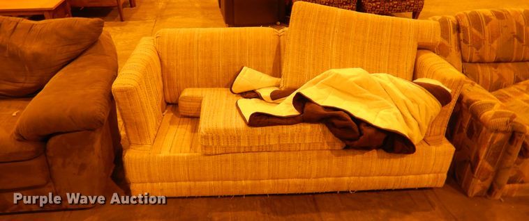 image for item IJ9262 Furniture