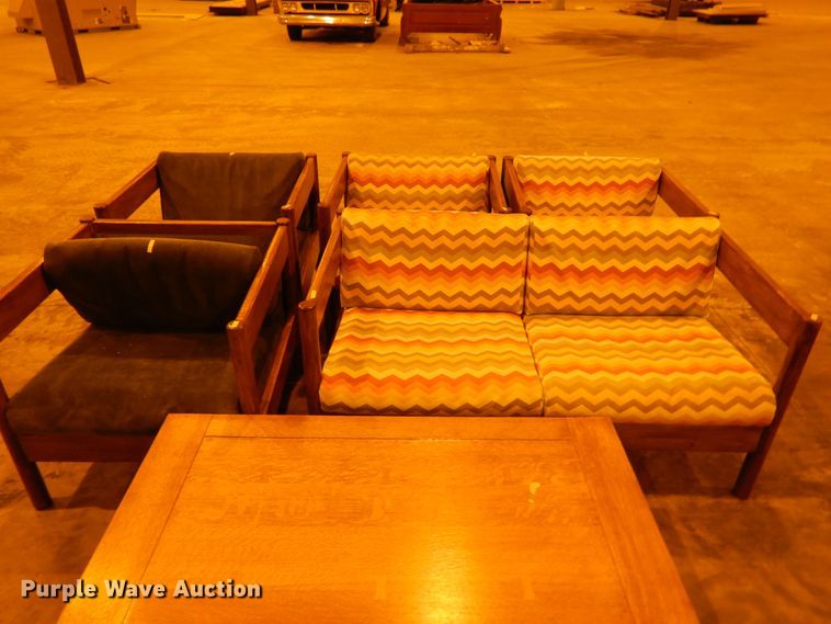 image for item IJ9262 Furniture