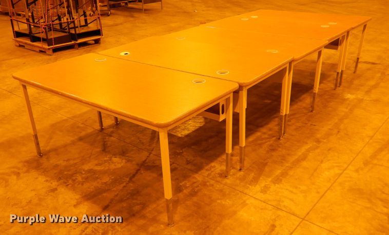 image for item IJ9263 Furniture