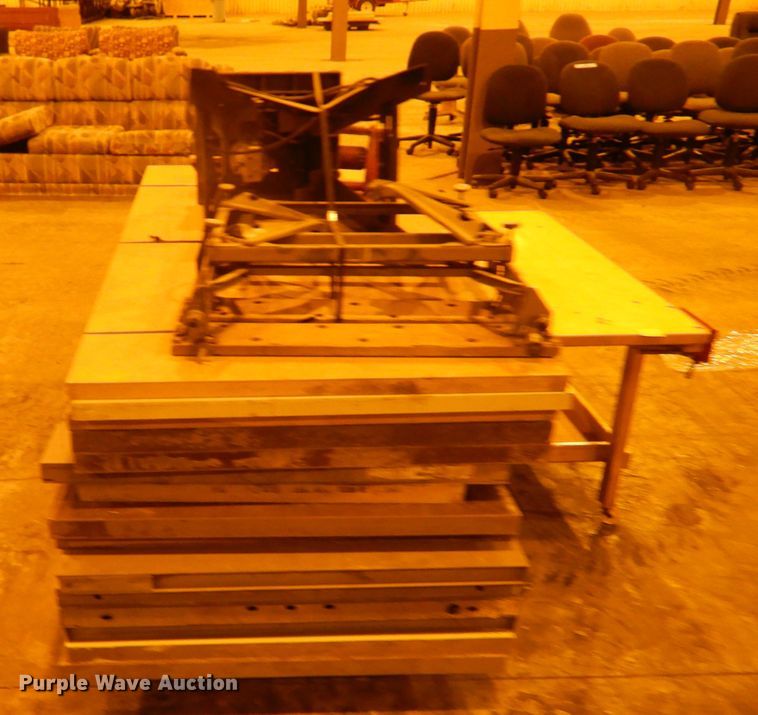 image for item IJ9265 Office supplies and equipment