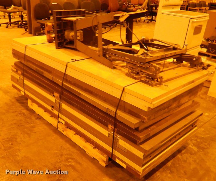 image for item IJ9265 Office supplies and equipment