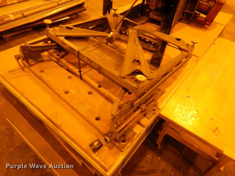 image for item IJ9265 Office supplies and equipment