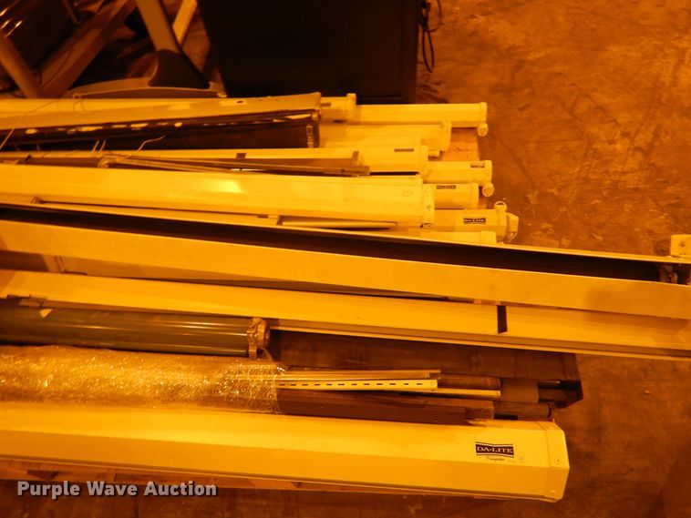 image for item IJ9266 Office supplies and equipment