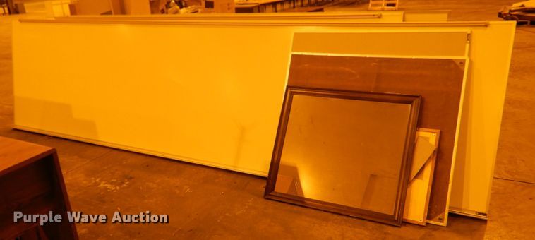 image for item IJ9266 Office supplies and equipment