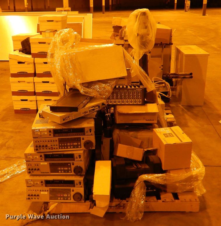 image for item IJ9268 Office supplies and equipment