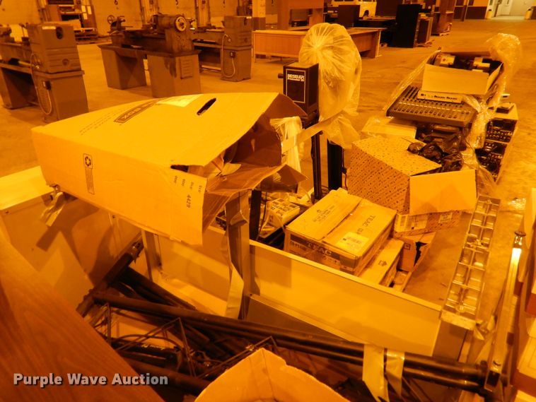 image for item IJ9268 Office supplies and equipment