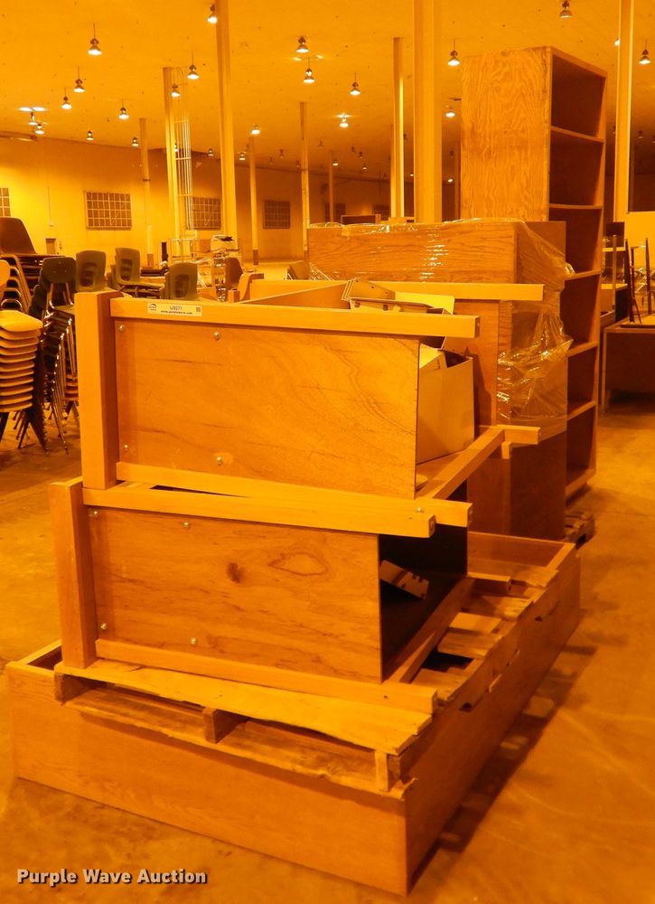 image for item IJ9271 Furniture