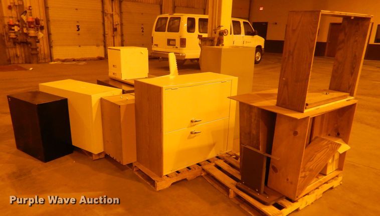 image for item IJ9272 Approximately 18 metal filing cabinets