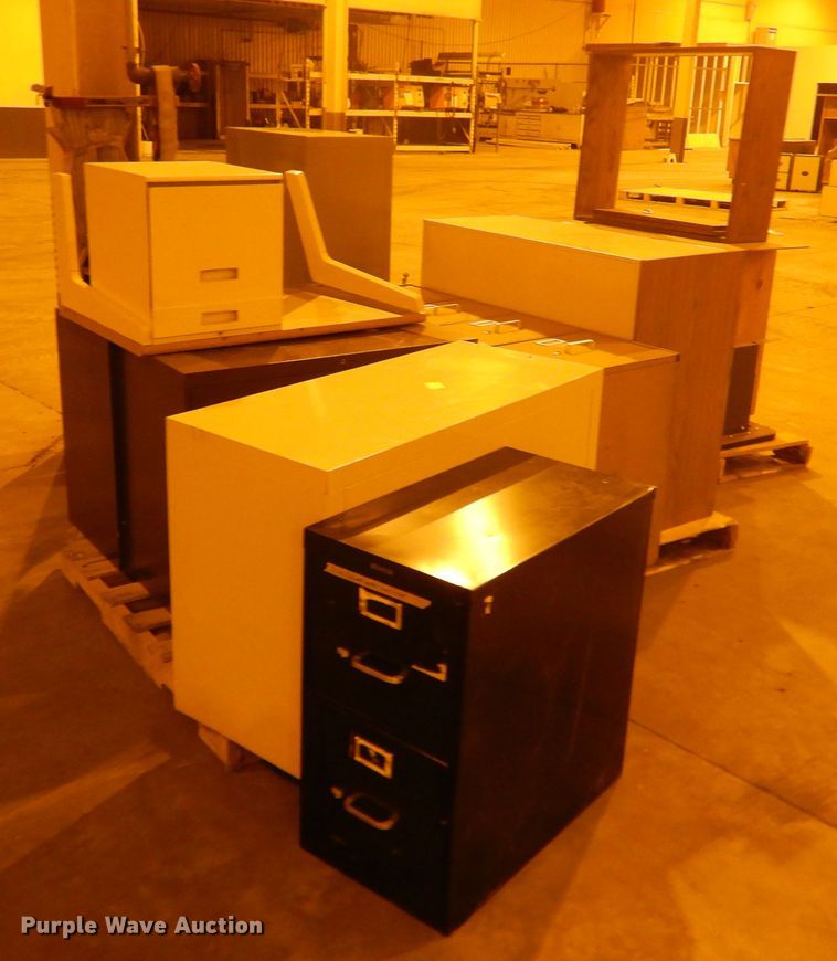 image for item IJ9272 Approximately 18 metal filing cabinets