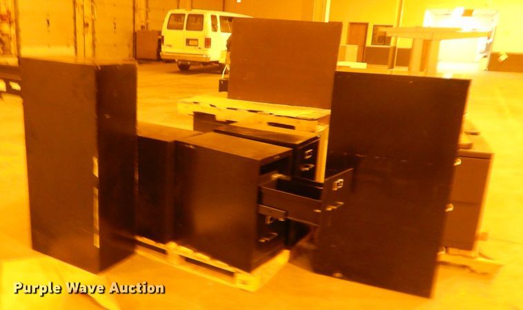 image for item IJ9272 Approximately 18 metal filing cabinets