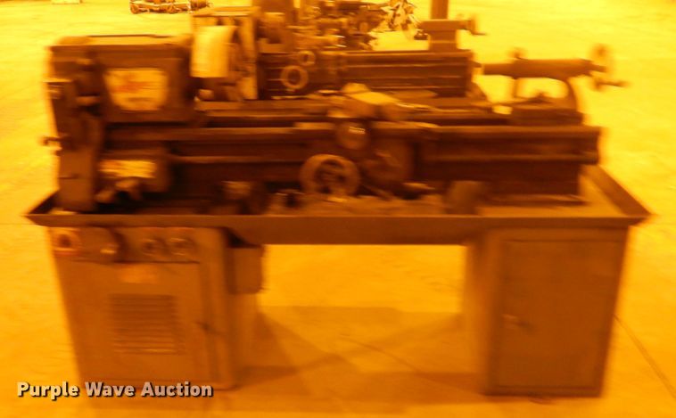 image for item IJ9274 Logan 6561H lathe