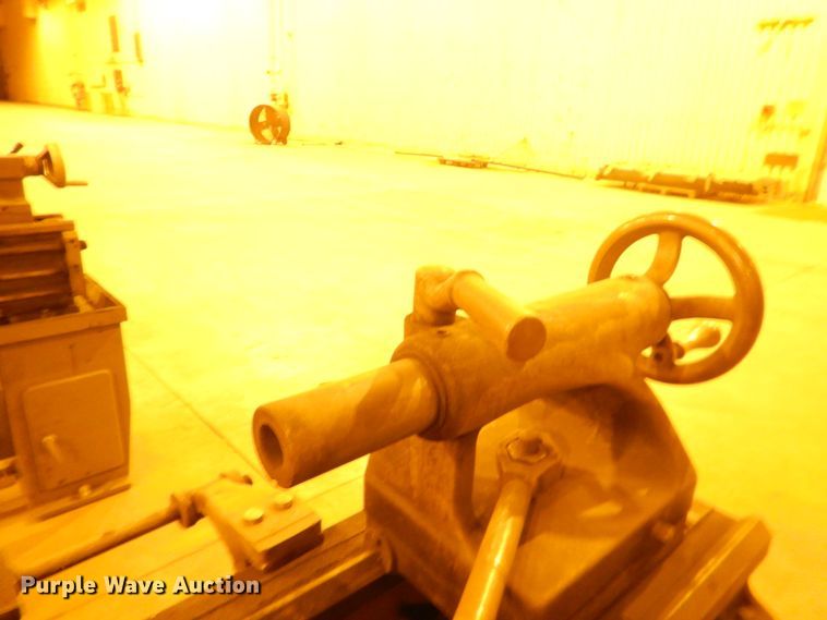 image for item IJ9274 Logan 6561H lathe