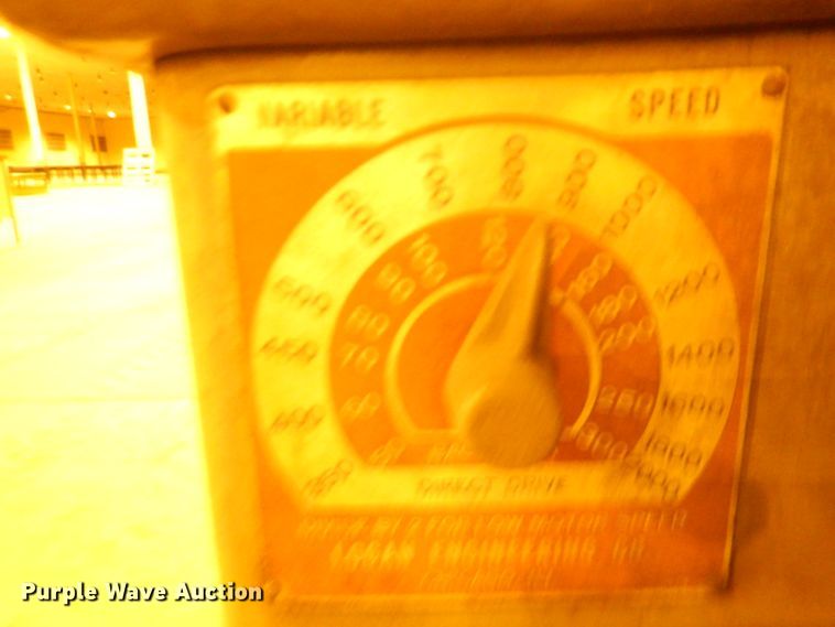 image for item IJ9274 Logan 6561H lathe