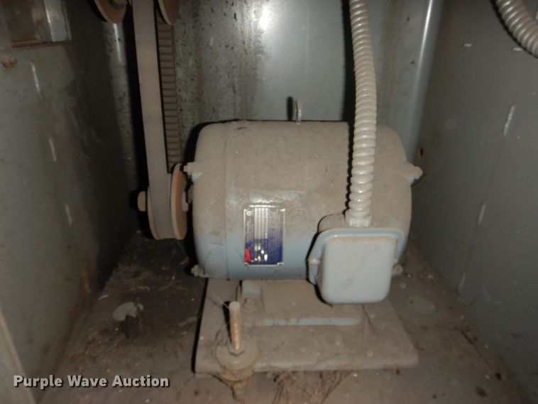 image for item IJ9274 Logan 6561H lathe