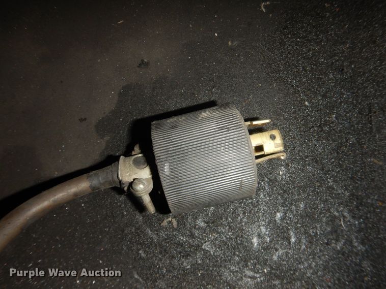 image for item IJ9274 Logan 6561H lathe