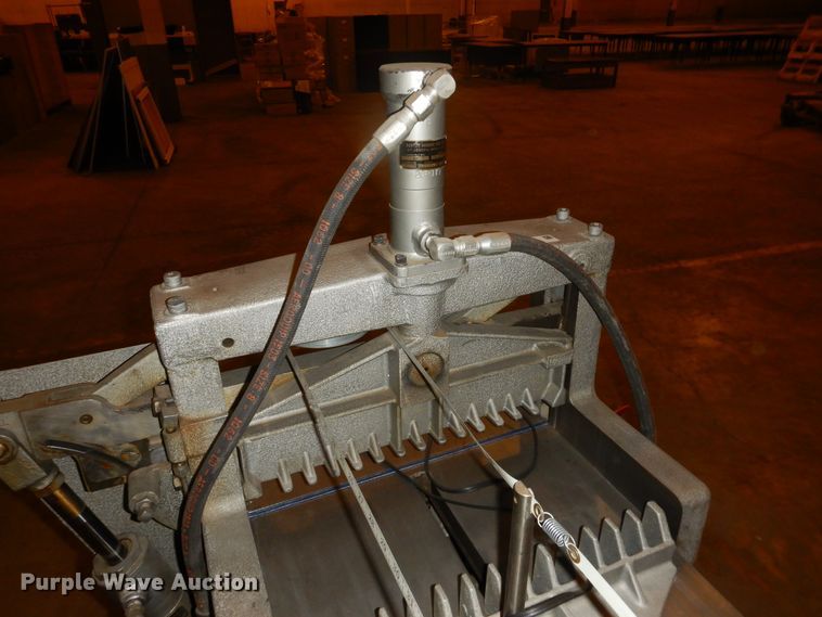 image for item IJ9278 Challenge HB paper cutter