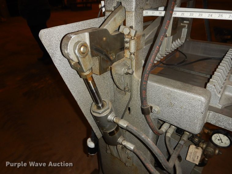 image for item IJ9278 Challenge HB paper cutter