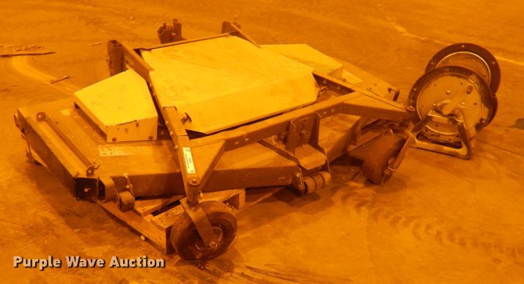 image for item IJ9281 Lawn and garden equipment