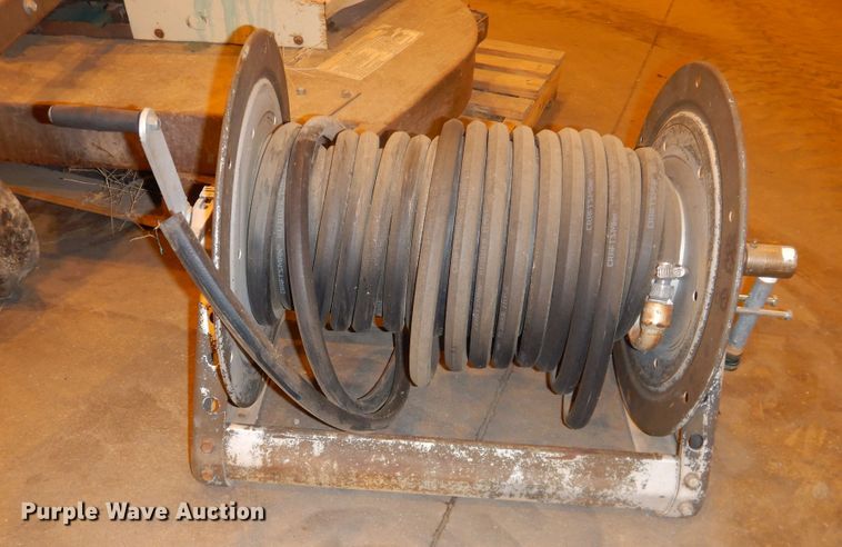 image for item IJ9281 Lawn and garden equipment