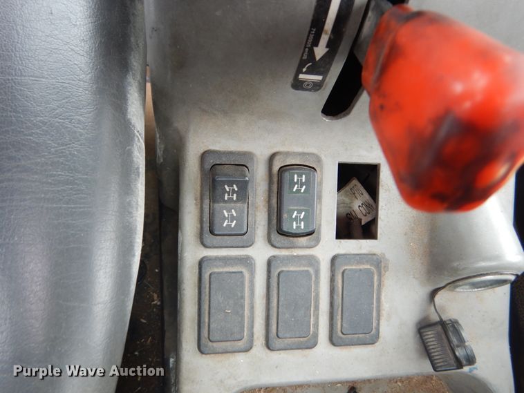 image for item IK9963 Bobcat Toolcat 5600  utility vehicle