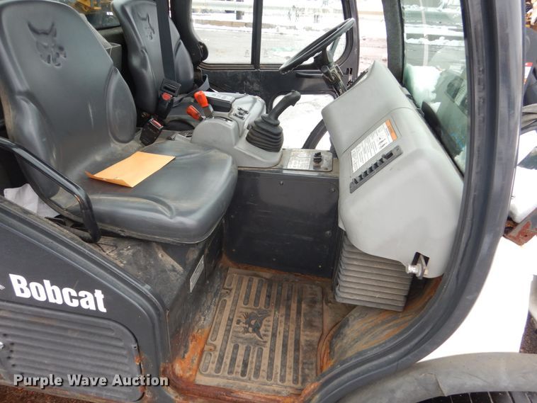 image for item IK9963 Bobcat Toolcat 5600  utility vehicle