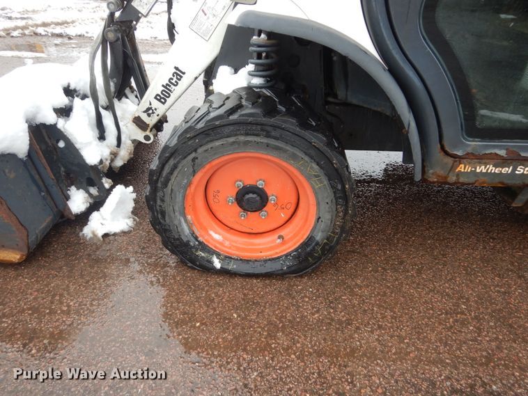 image for item IK9963 Bobcat Toolcat 5600  utility vehicle