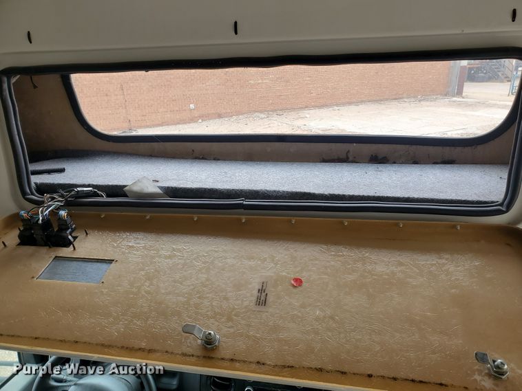 image for item IL9049 2012 Ford E450  shuttle bus