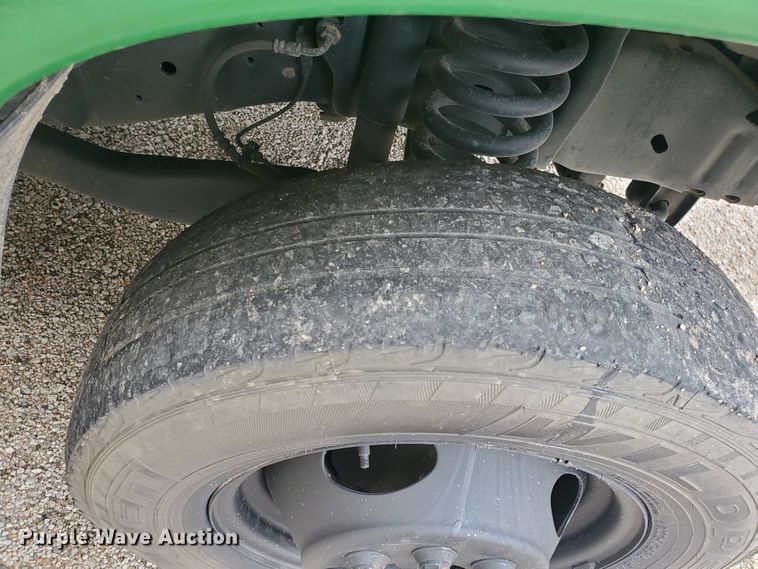 image for item IL9049 2012 Ford E450  shuttle bus