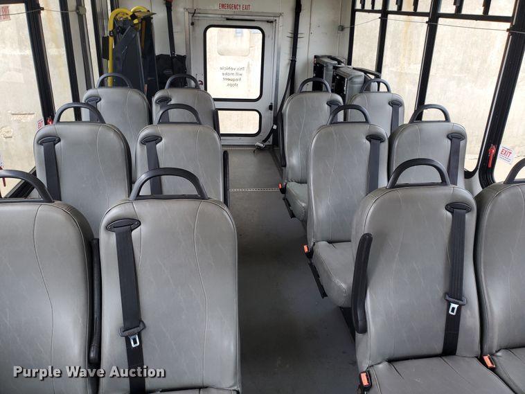 image for item IL9050 2012 Ford E450  shuttle bus