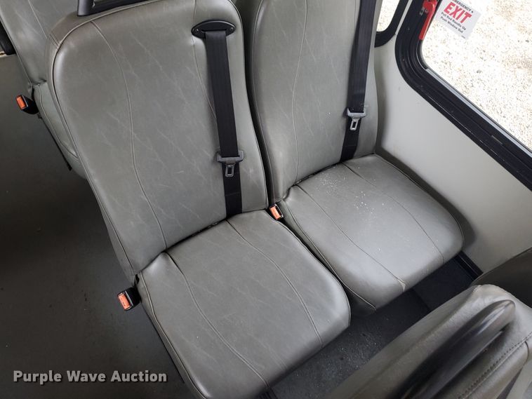 image for item IL9050 2012 Ford E450  shuttle bus