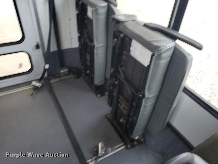 image for item IL9050 2012 Ford E450  shuttle bus