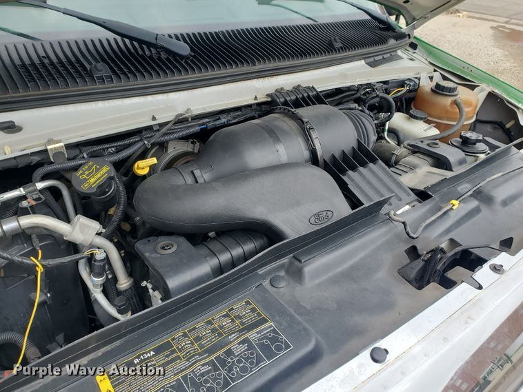 image for item IL9050 2012 Ford E450  shuttle bus