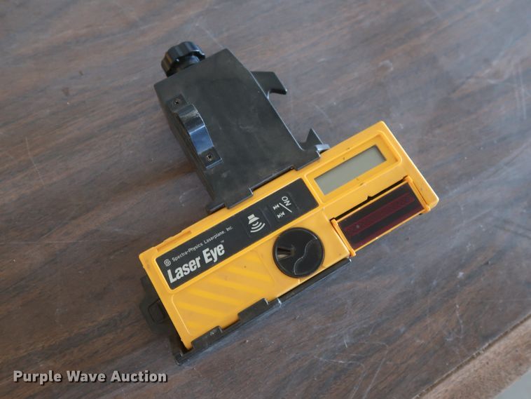 image for item IO9010 Spectra Physics Laser Plane 350 laser level