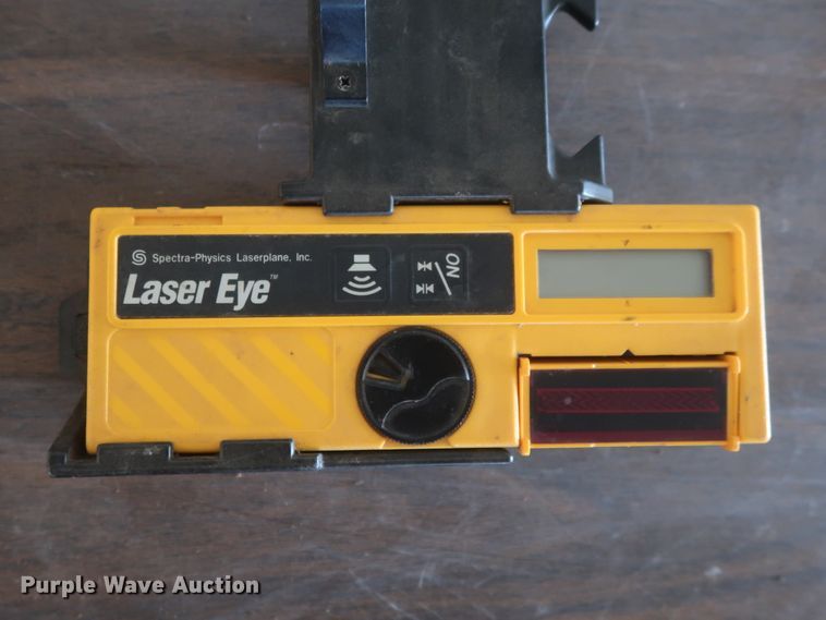 image for item IO9010 Spectra Physics Laser Plane 350 laser level