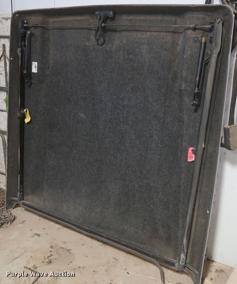 image for item IO9011 A.R.E. fiberglass bed cover